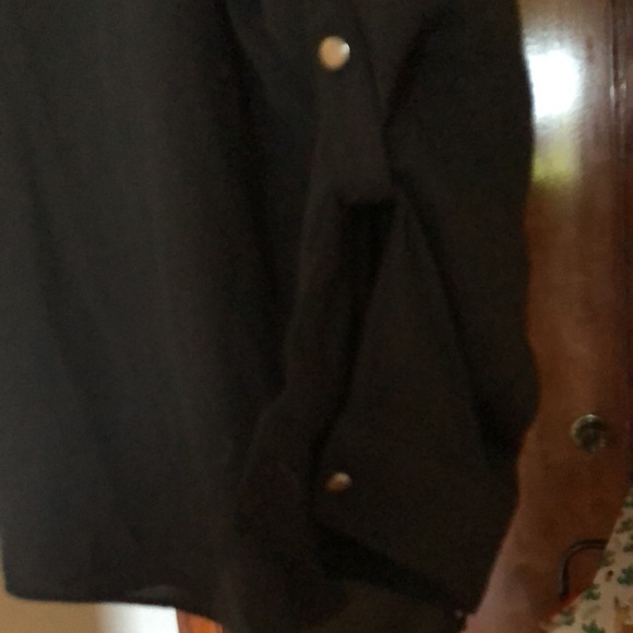 Plus size black blouse - Picture 3 of 6